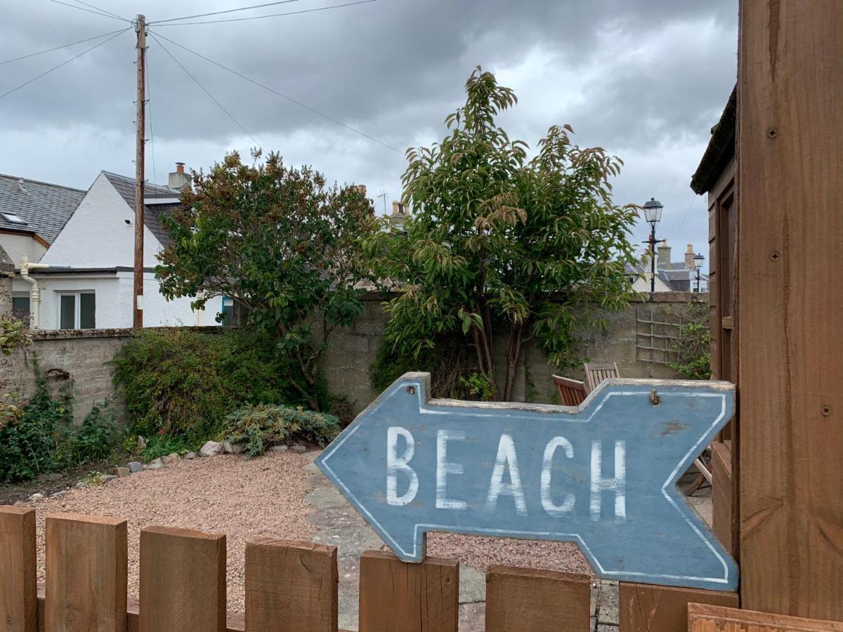 Ceol Na Mara Cottage By The Sea Nairn Exterior photo